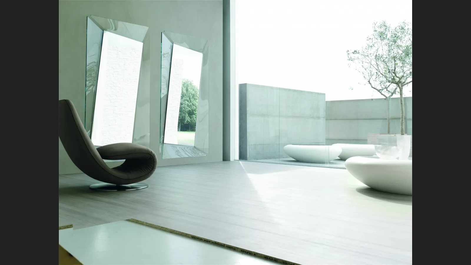 Specchiera di design Callas con cornice in vetro curvato trasparente di Tonin Casa