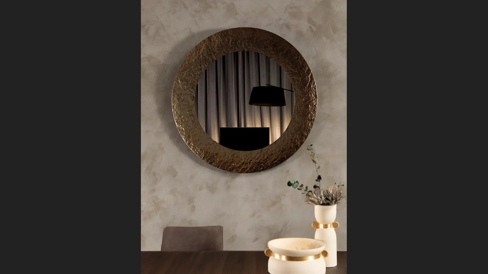 Specchio rotondo Opal con cornice in vetro martellato di Tonin Casa
