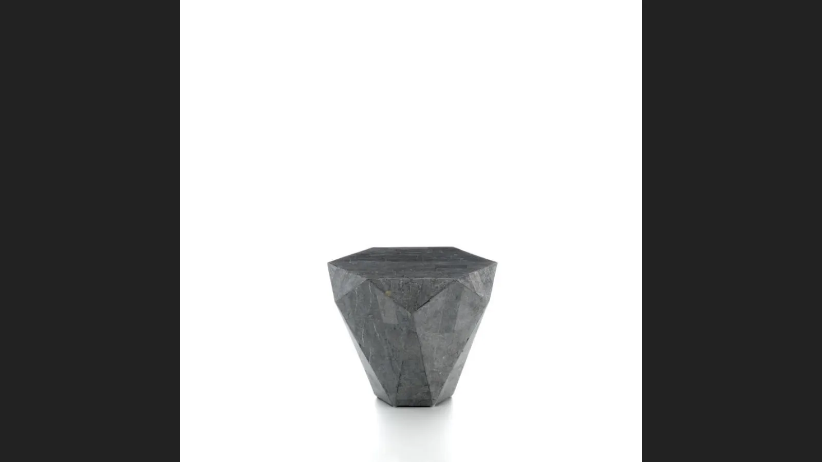 Tavolino Diamond Small in pietra fossile di Stones