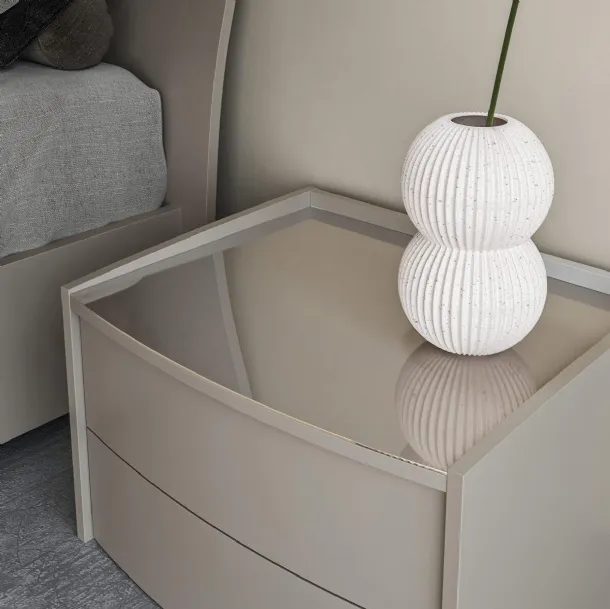 Comodino Shape di Marka Total Living