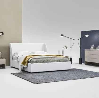 Letto in tessuto imbottito con testiera sagomata Giza GL15 di Marka Total Living