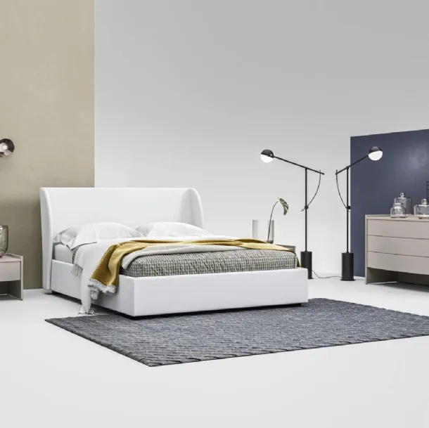 Letto in tessuto imbottito con testiera sagomata Giza GL15 di Marka Total Living