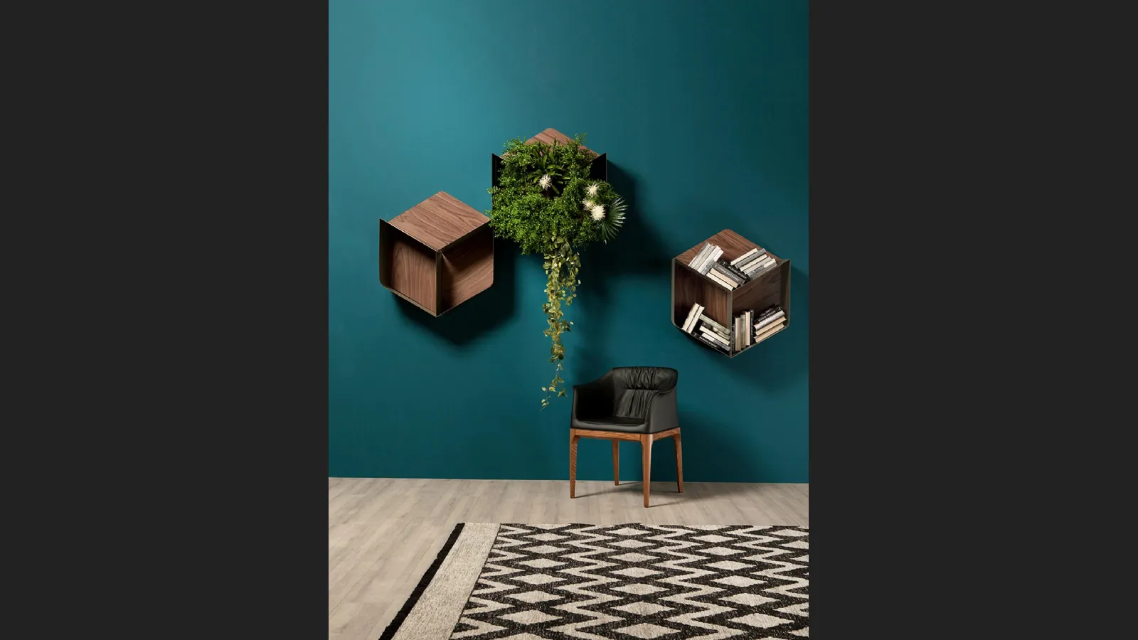 Libreria modulare sospesa di design in legno Pangea di Tonin Casa
