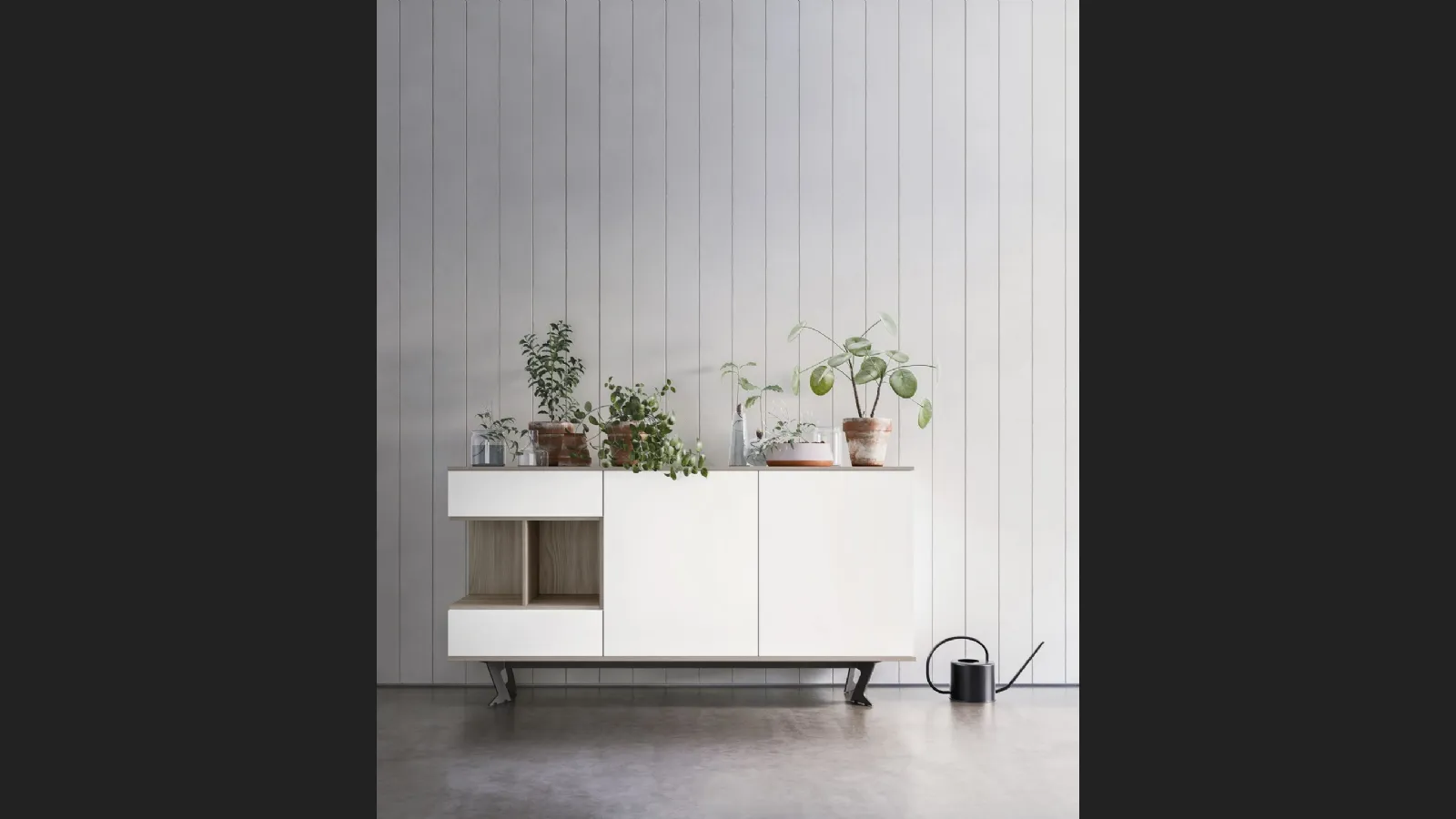 Madia Tipo 2 M23 in melaminico Bianco e Forestal Brown di Marka Total Living