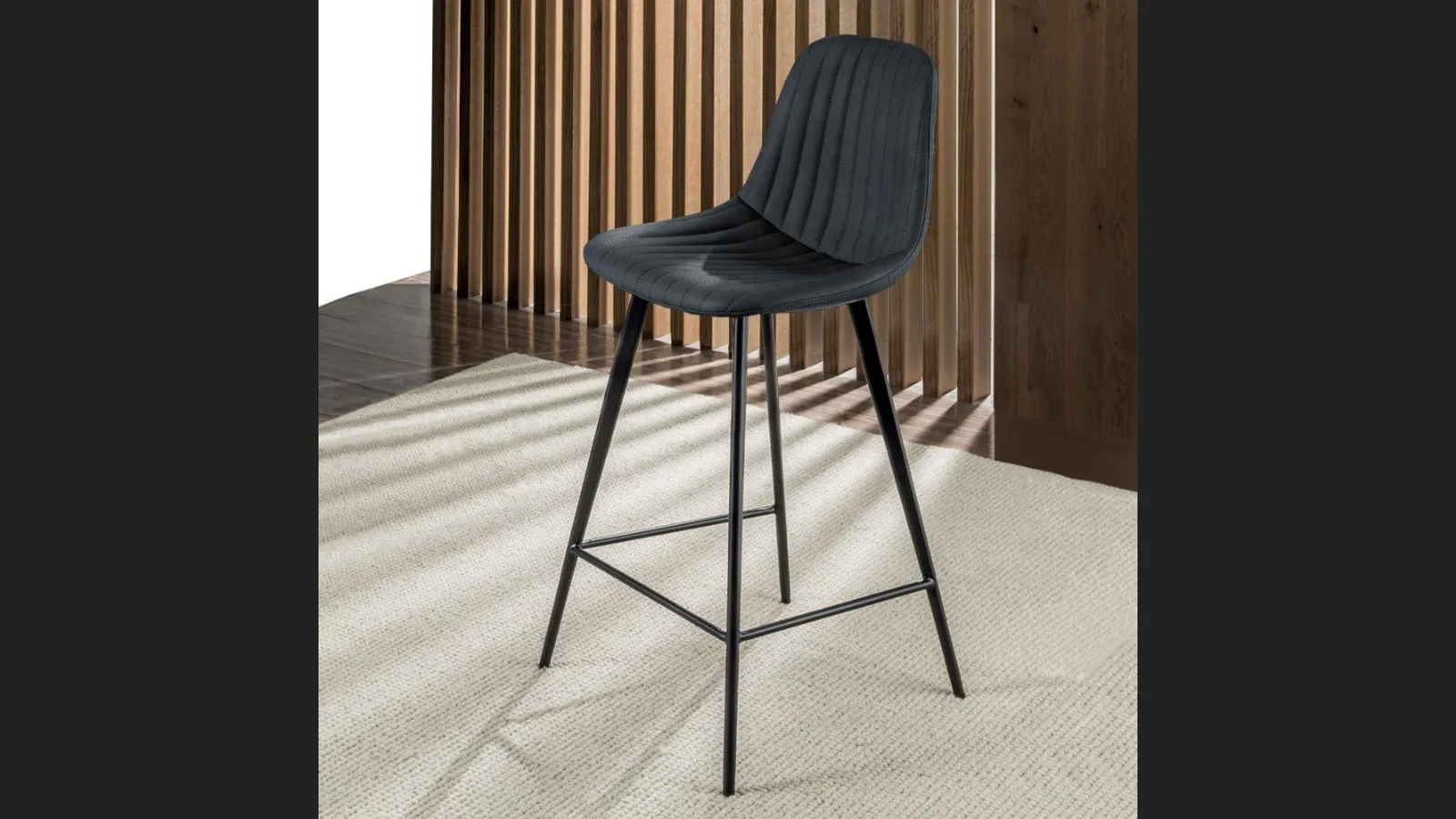 Sgabello Cinquecento Stool 4 gambe 80 di La Seggiola