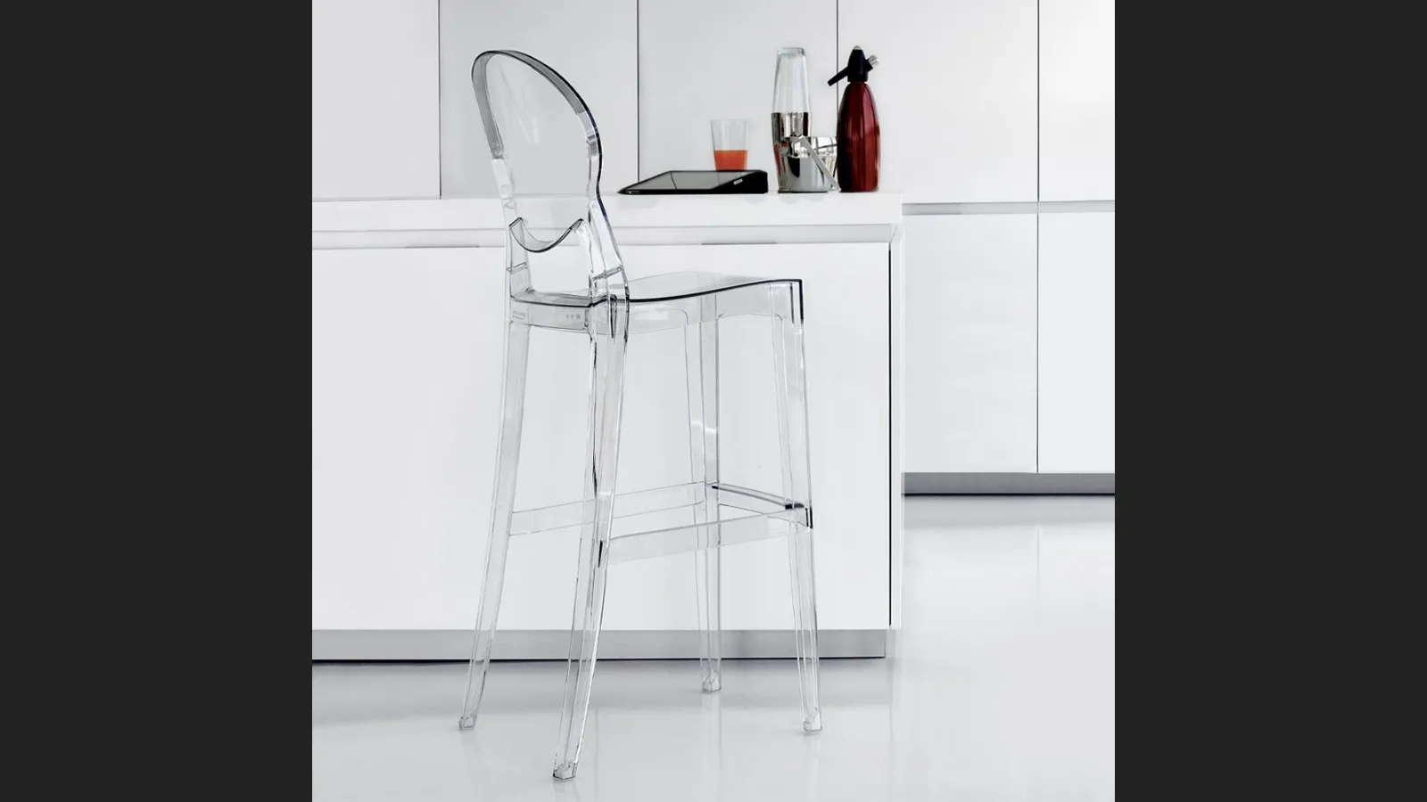Sgabello Ink Stool 74 in policarbonato trasparente di La Seggiola