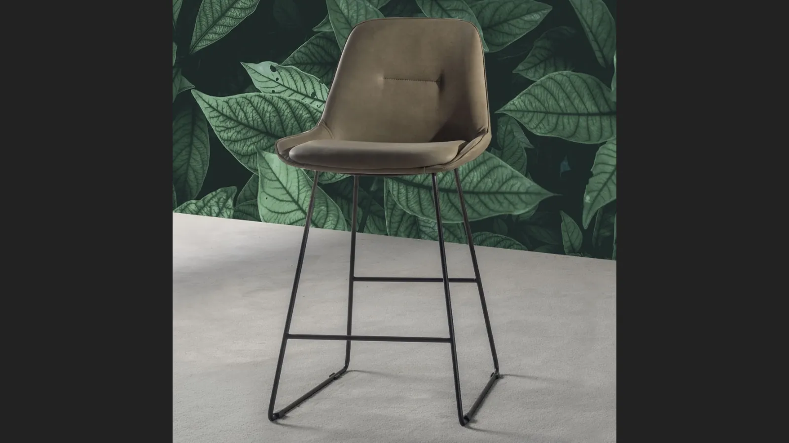 Sgabello Norway Stool a slitta di La Seggiola