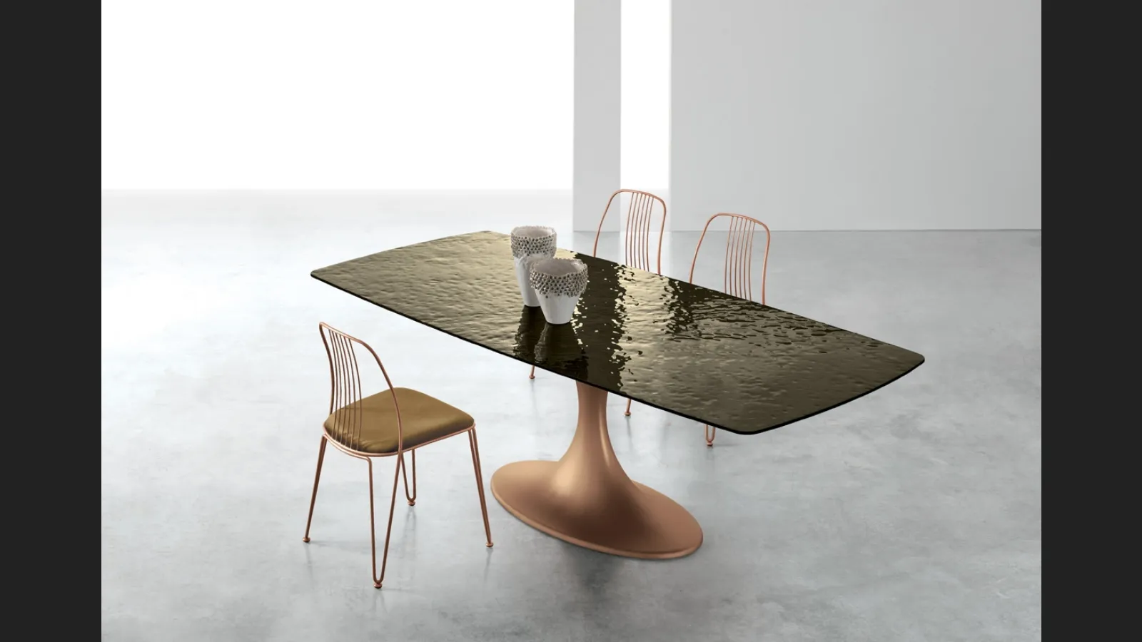 Tavolo Calice con top in vetro Target Point