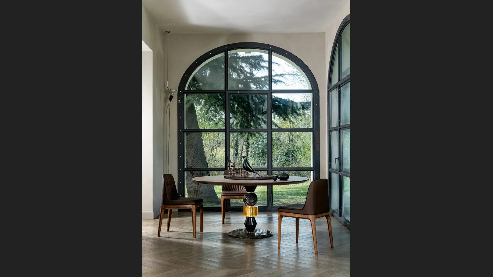 Tavolo rotondo con top in legno Pandora di Tonin Casa